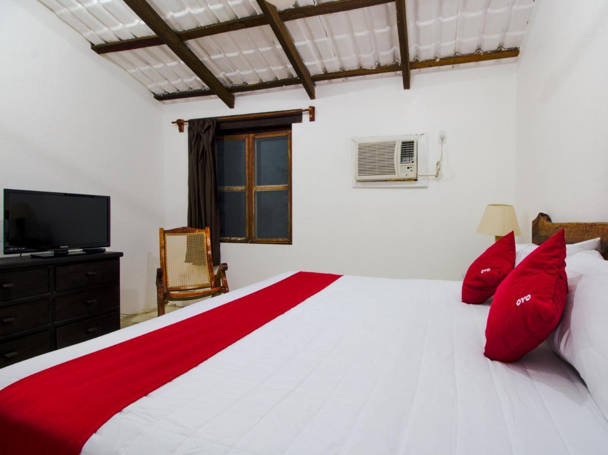 Villas Palmira - Beach Front Hotel