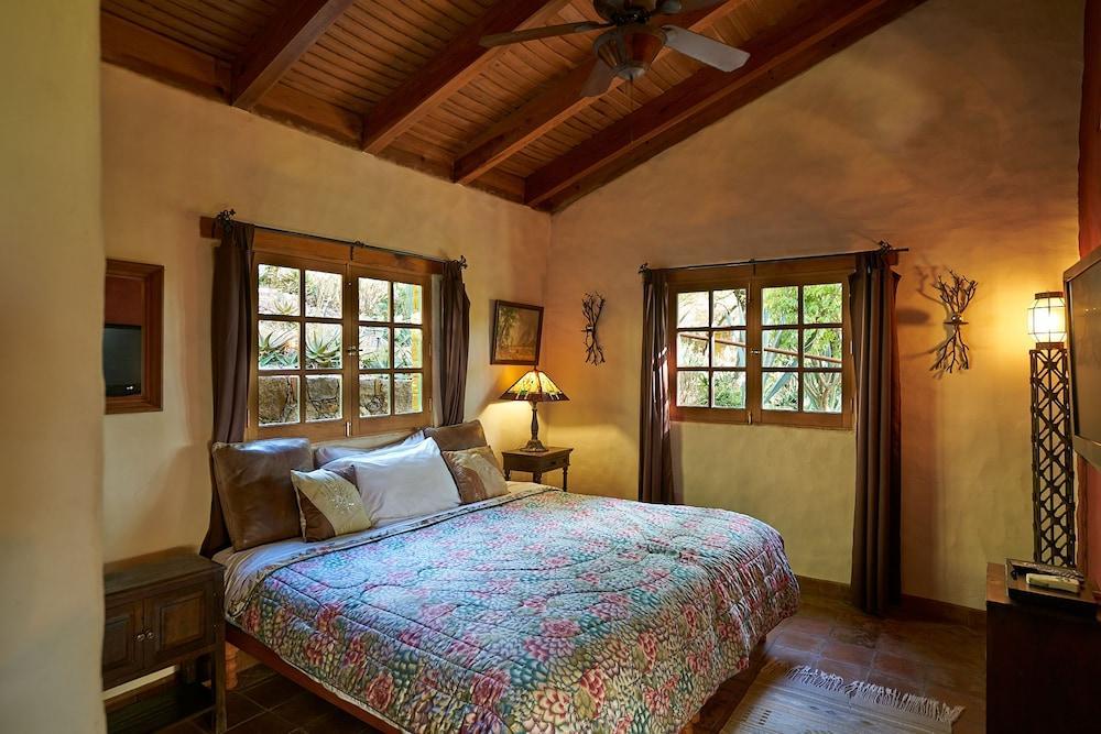 Sagrada Boutique Hotel
