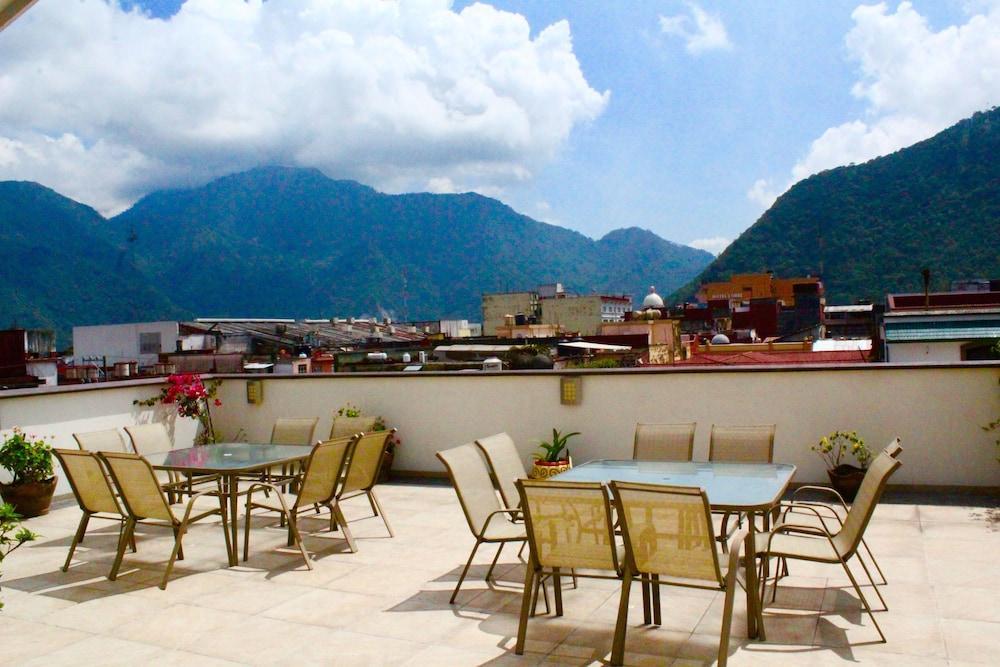 Hotel Casa De La Iaia