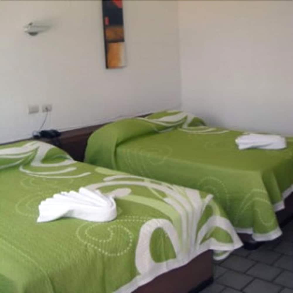 Hotel Chachalacas