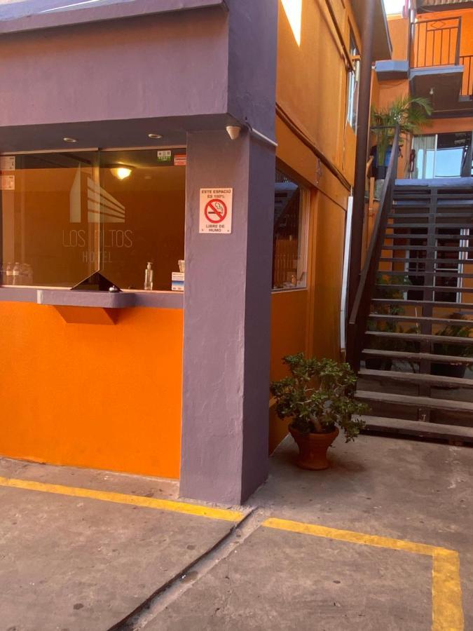 Altos 2*