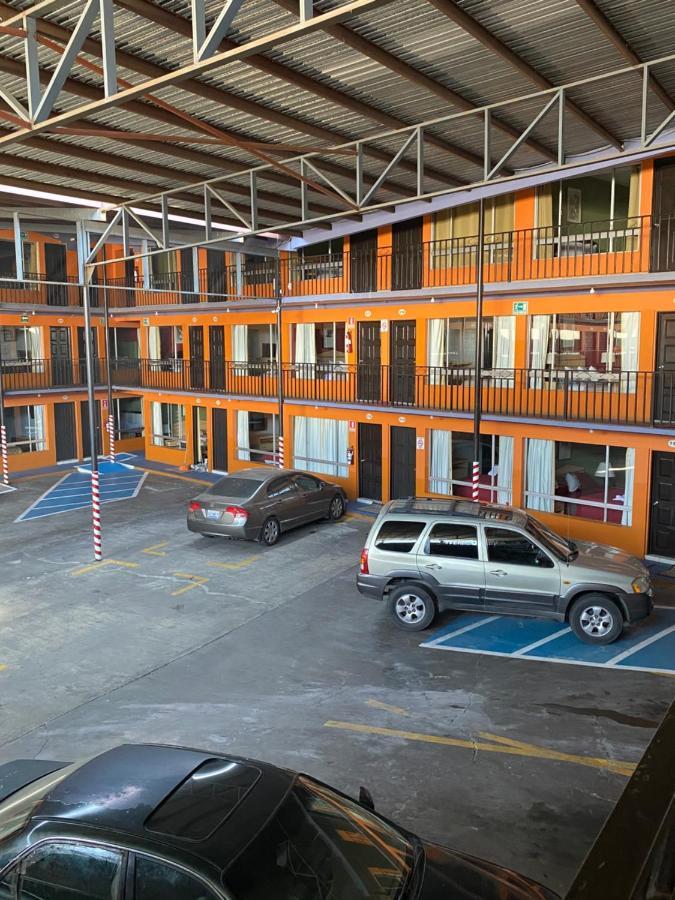 Altos Hotel