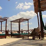 Ensueno Holbox & Beach Club