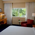 Courtyard By Marriott Cancun Airport
