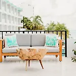 Hotel B Unique (Adults Only)