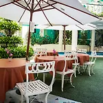 Maya Del Mar On Fifth Avenue