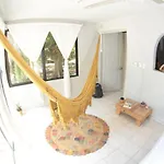 Posada Lulu La Bruja Yoga Lodge
