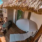 Hotel Pancho Villas Bacalar - Free Bikes And Paddles