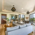 Beachfront Hotel La Palapa - Adults Only