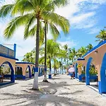 Bungalows Azteca
