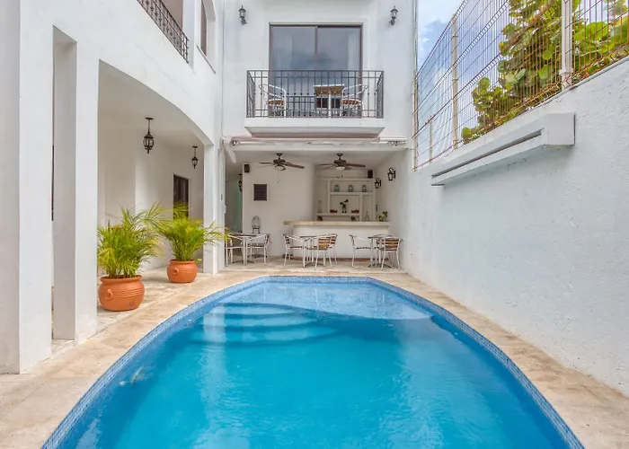 Chac Chi Hotel & Suites