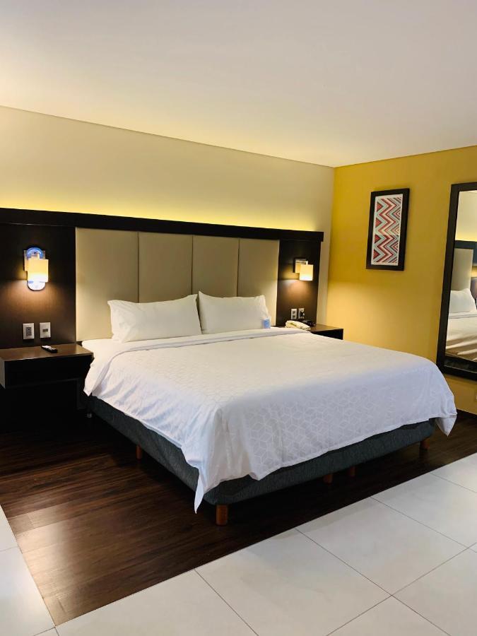 Express - Basilica By Ihg 4*