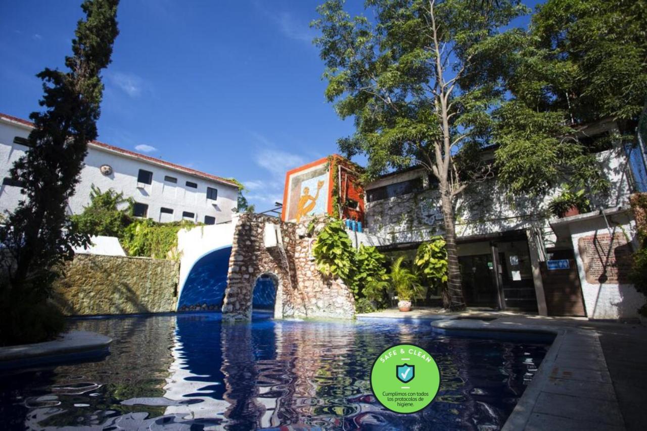 Xbalamque & Centro 3*