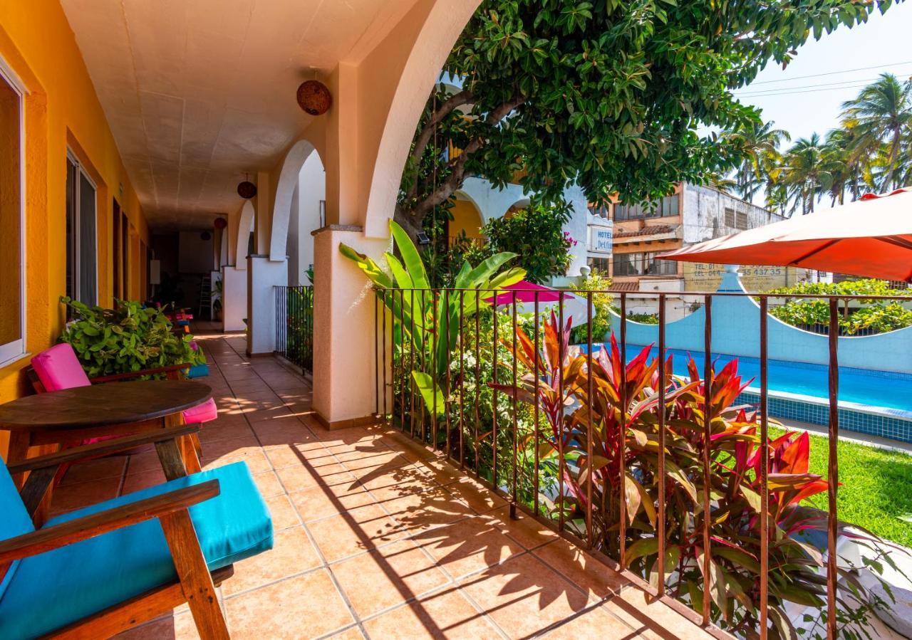 Delfin Hotel 3*