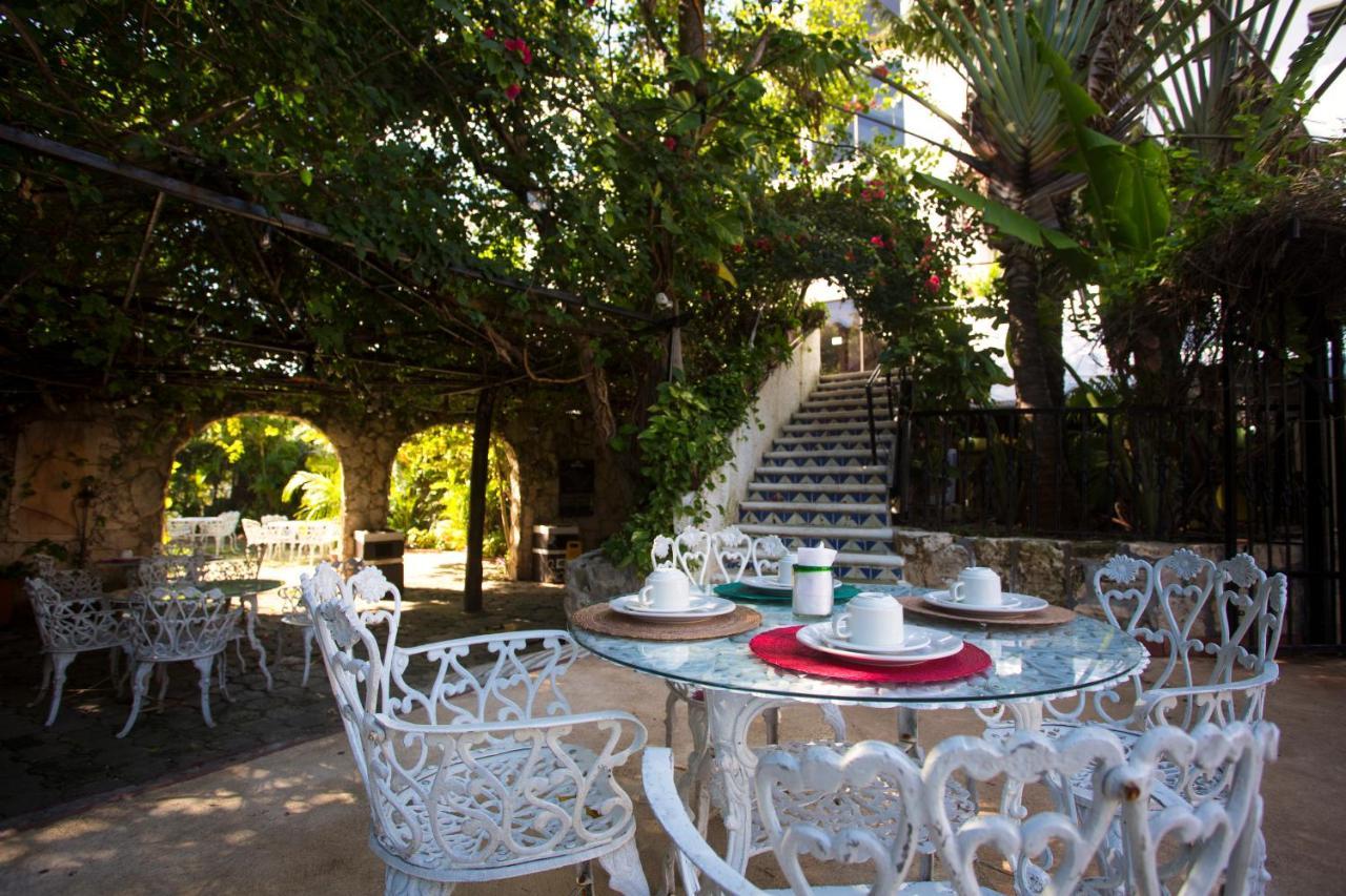 Hotel Xbalamque & Centro 3*