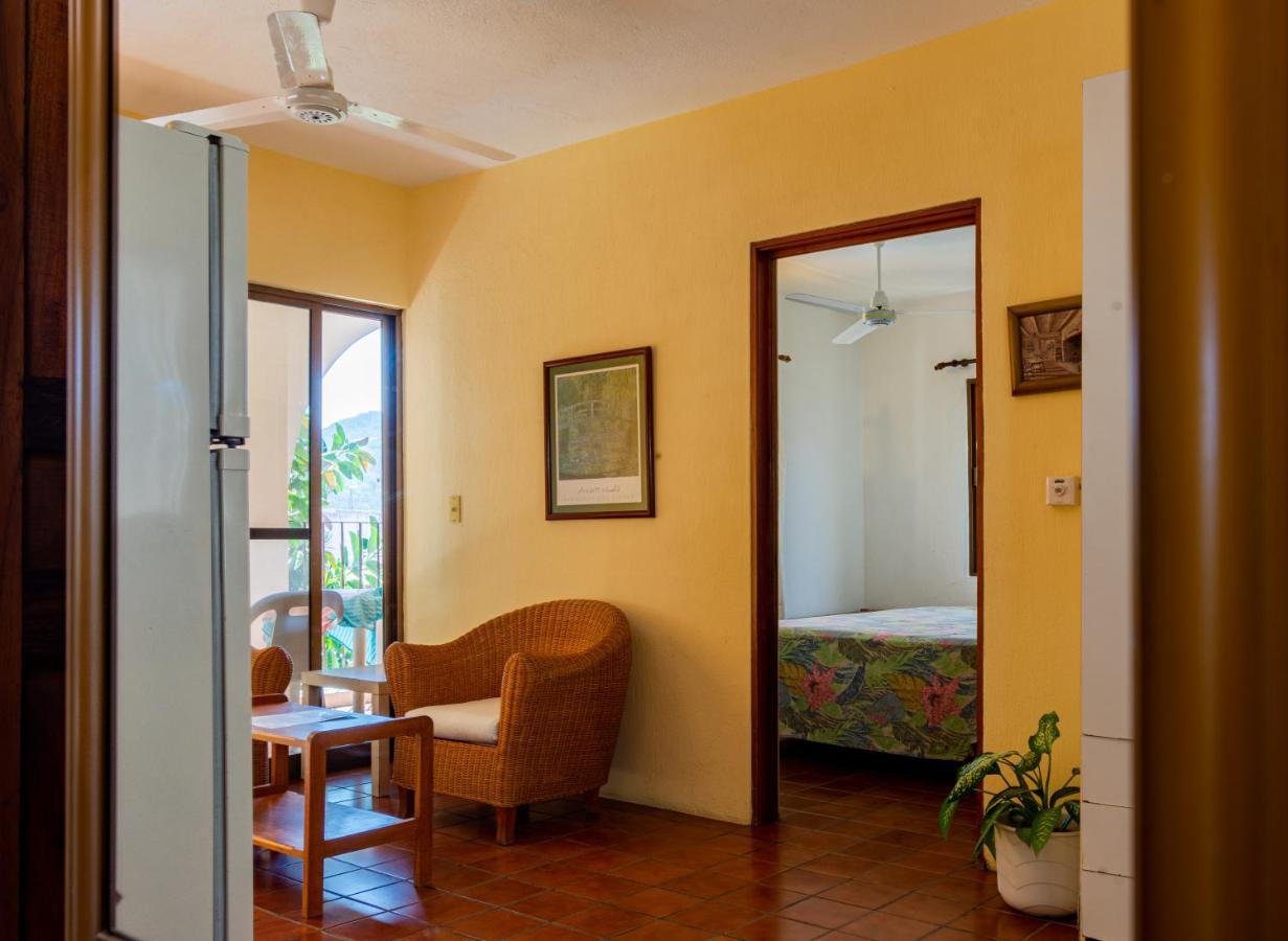 Delfin Hotel 3*
