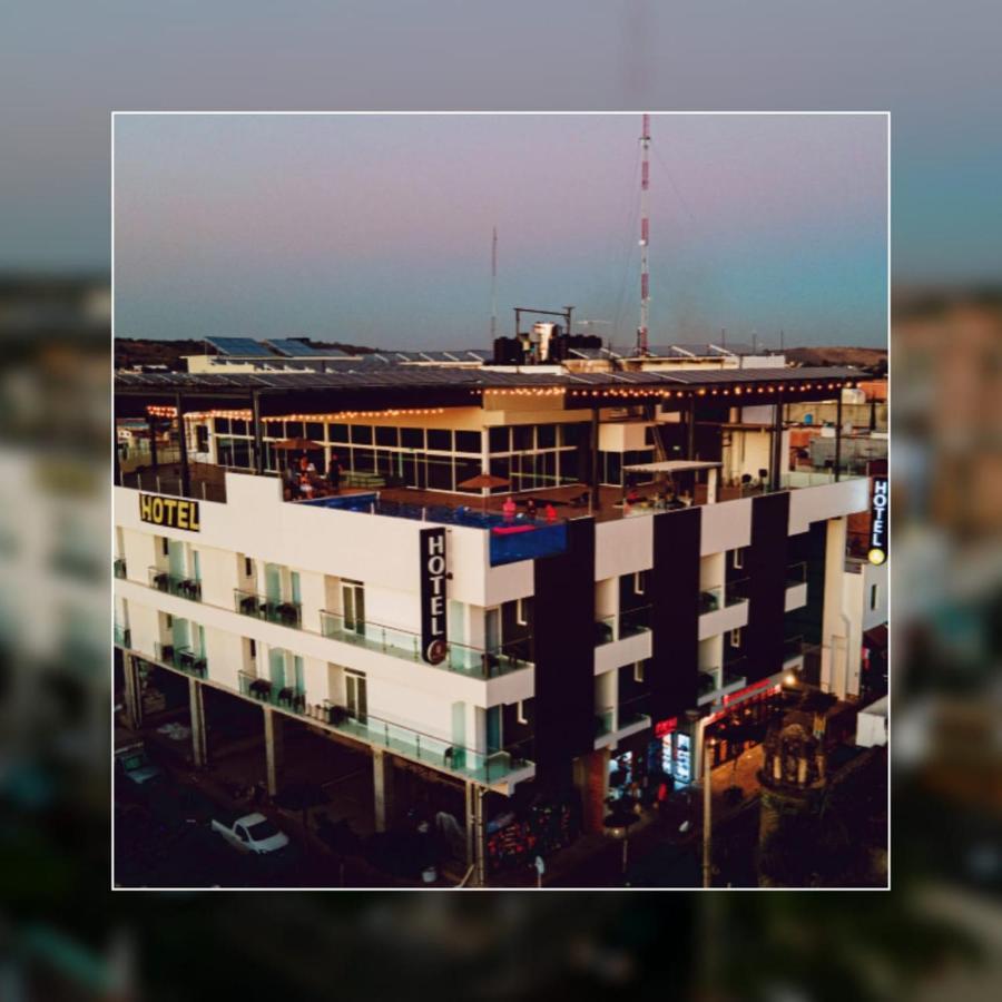 Hotel Sara N & 5*