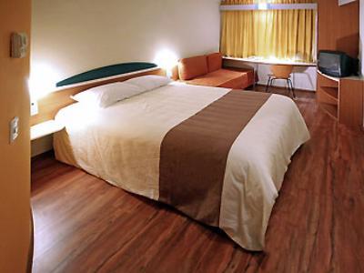 Ibis Monterrey Valle Hotel 3*