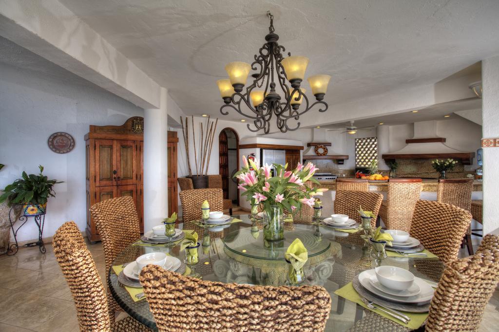 Azul Villa