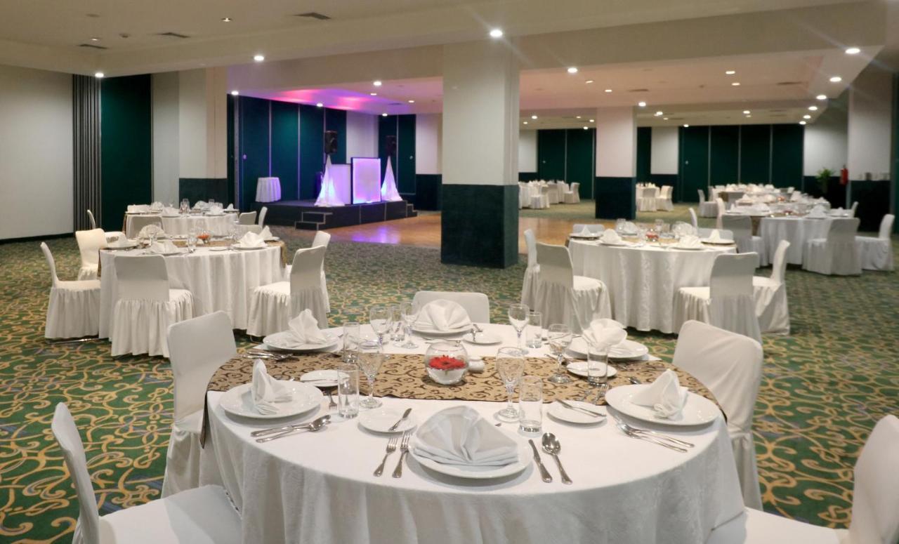 Mision Toreo Centro De Convenciones Hotel 4*