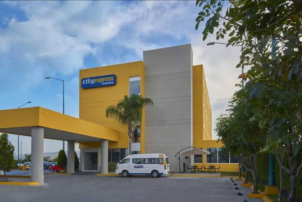 Express By Marriott Cancun