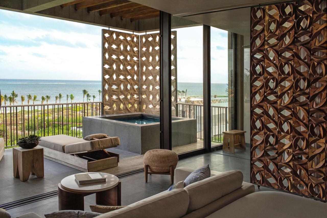Etereo, Collection Hotel