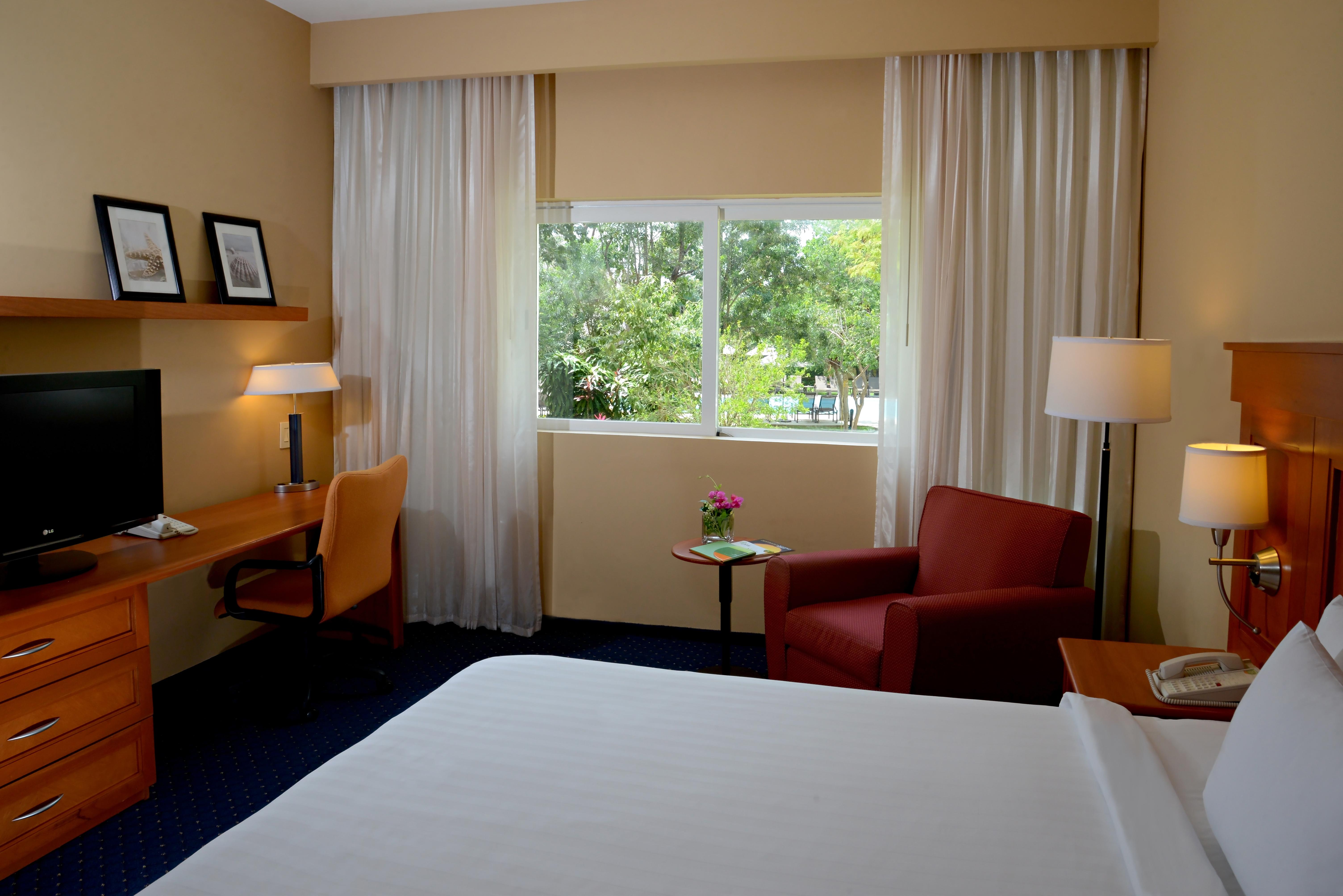 Courtyard By Marriott Cancun Airport 4* Alfredo V. Bonfil