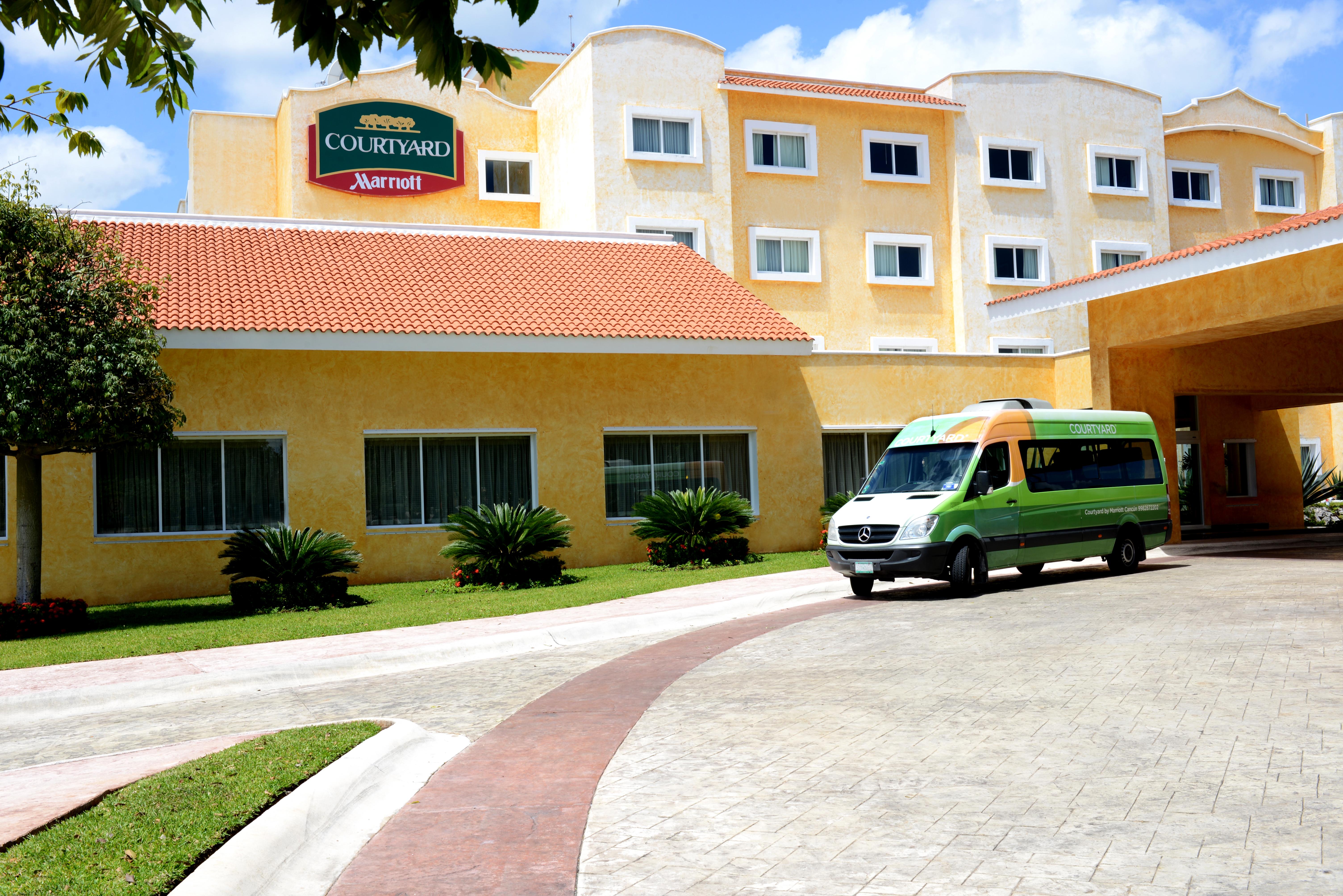 Hotel Courtyard By Marriott Cancun Airport