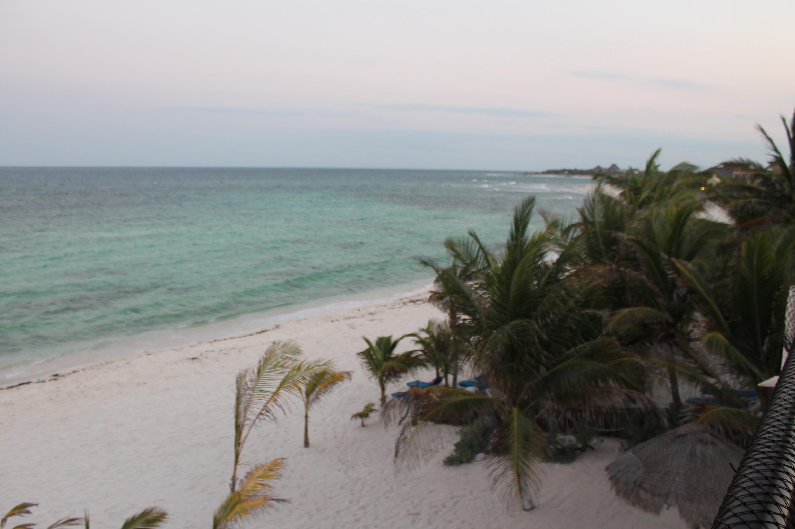 Aquatech Derosa Aparthotel Akumal