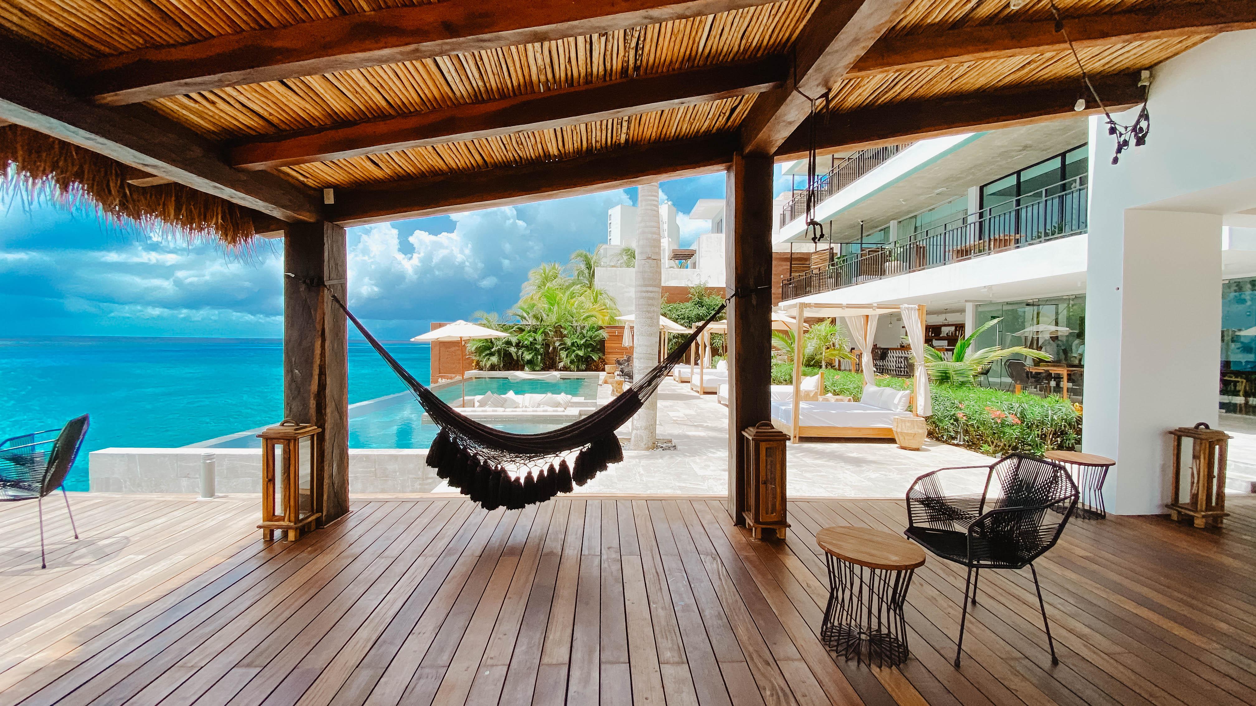 B Unique (adults Only) Hotel 5*