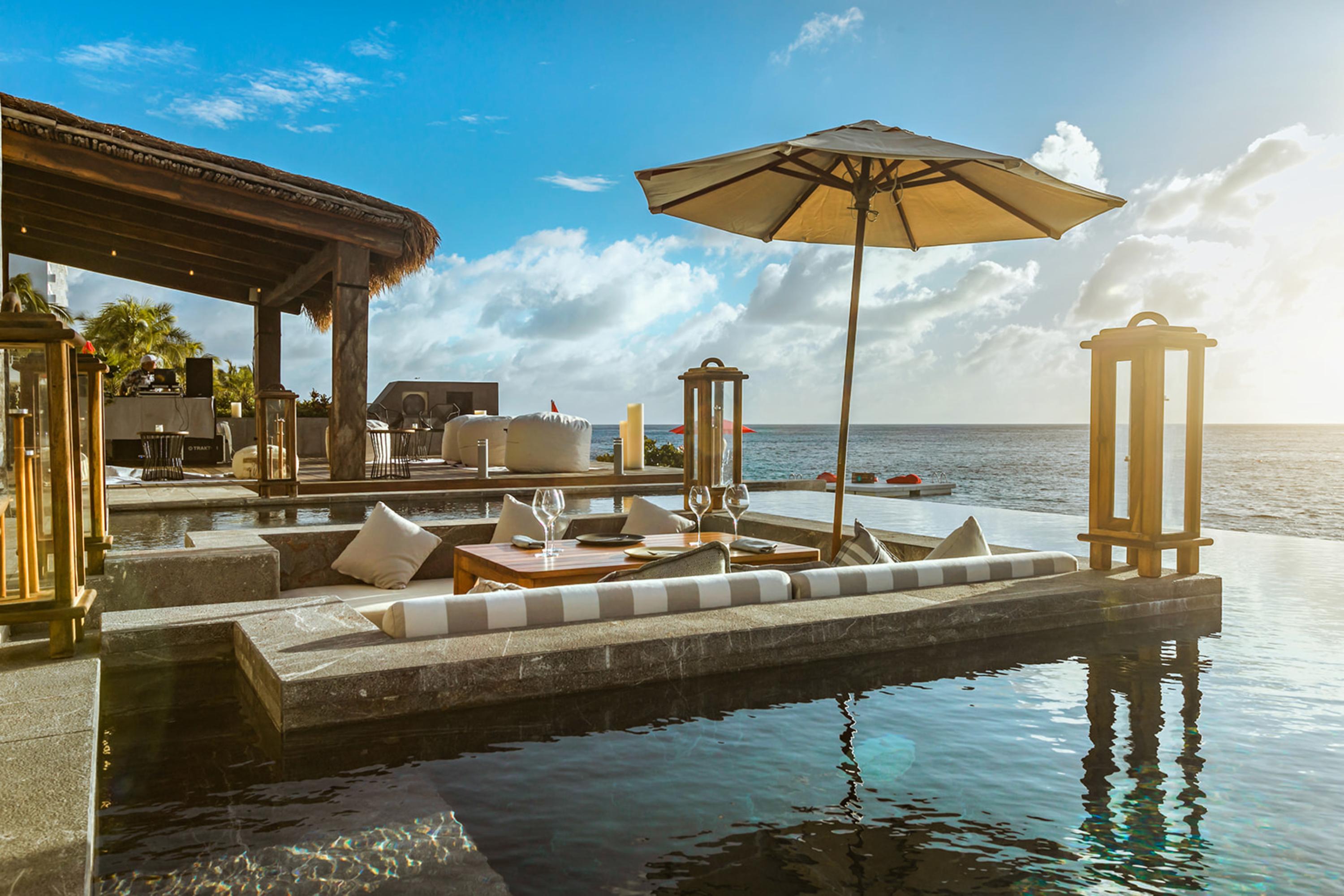 B Unique (adults Only) Hotel