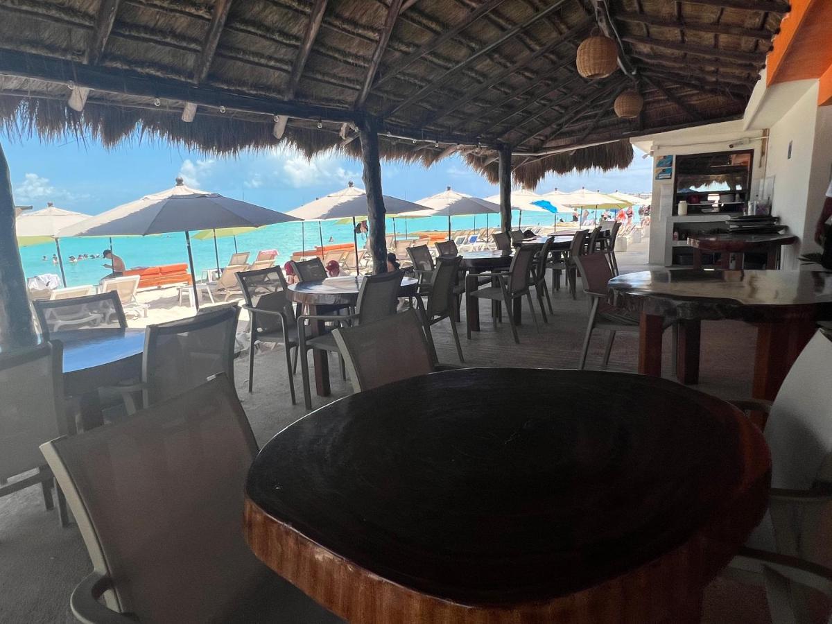 Cuxos Beachfront 4*