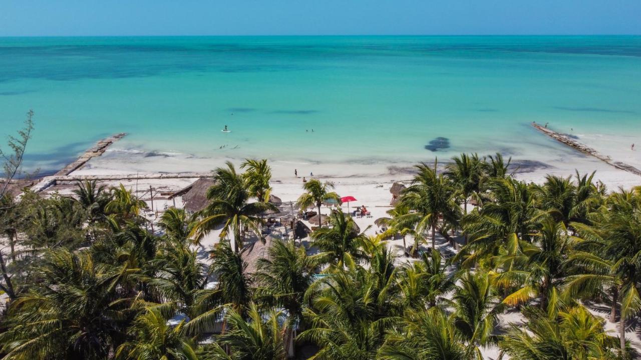 Zomay Beachfront 4*