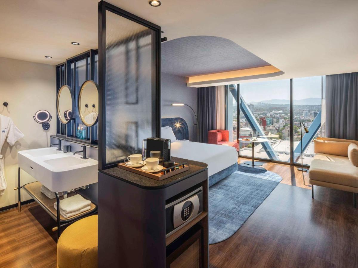 Novotel World Trade Center Hotel