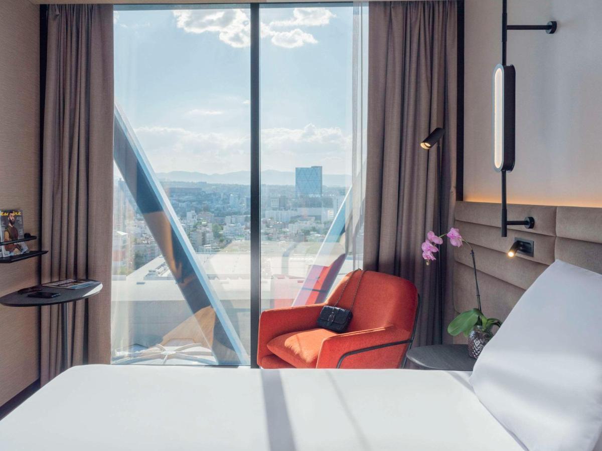 Hotel Novotel World Trade Center 4*