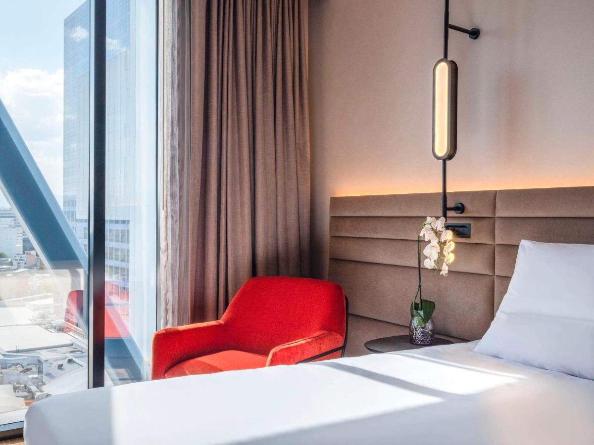 Hotel Novotel World Trade Center 4*