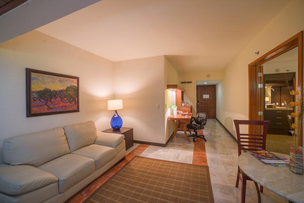 Hotel Wyndham Garden Guadalajara Expo Plaza Del Sol Zapopan