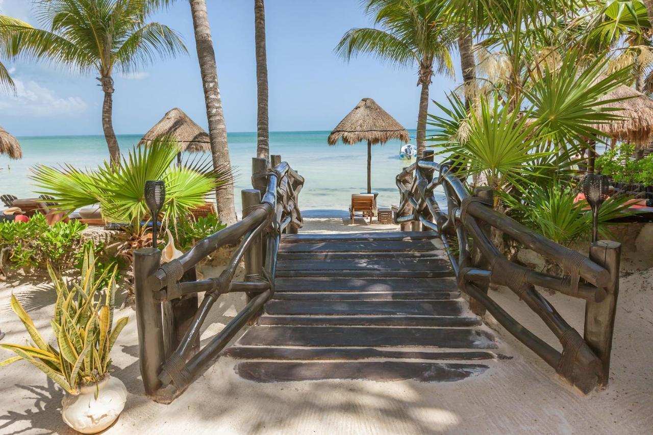 Beachfront La Palapa - Adults Only 3*