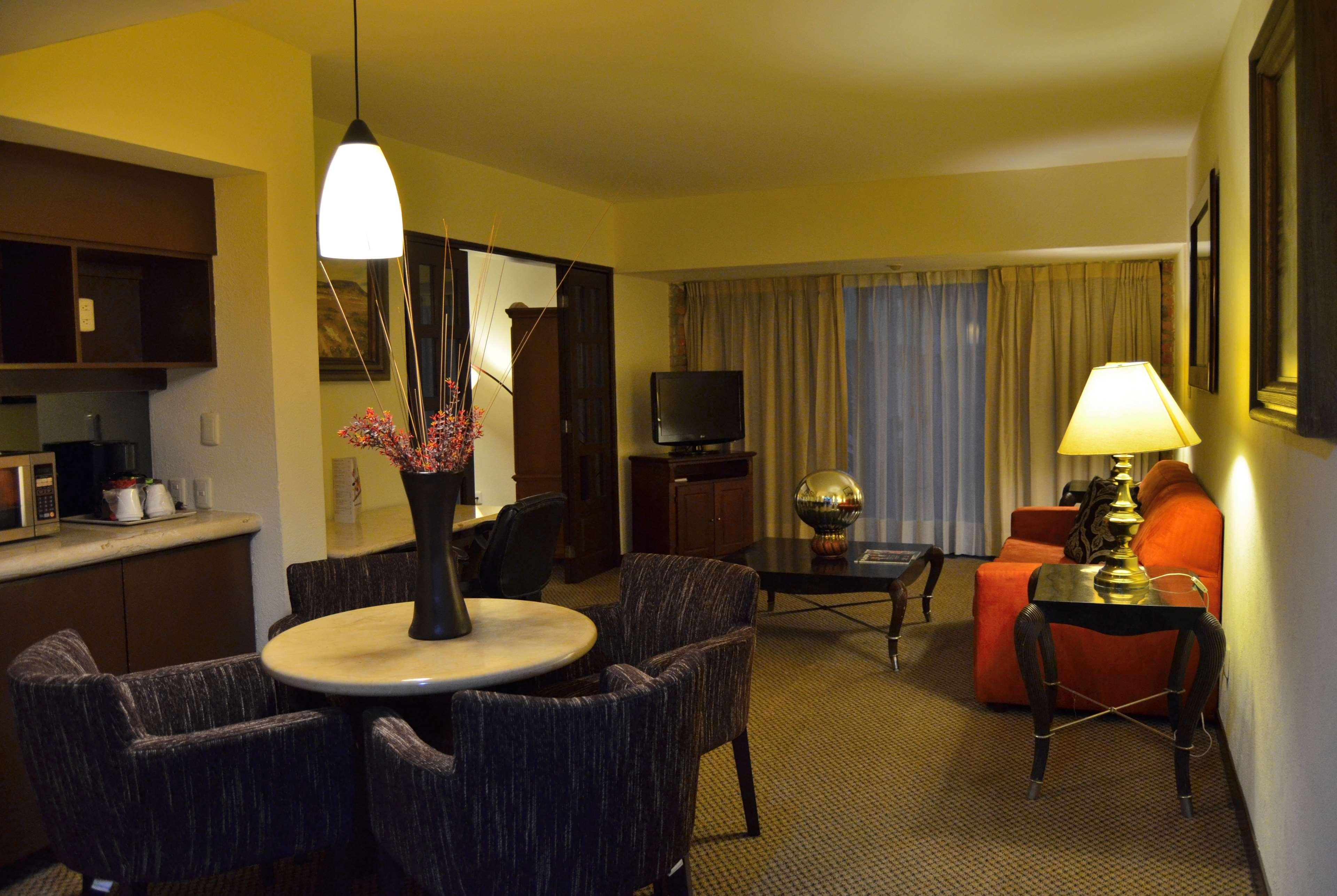Wyndham Garden Guadalajara Expo Plaza Del Sol 3*