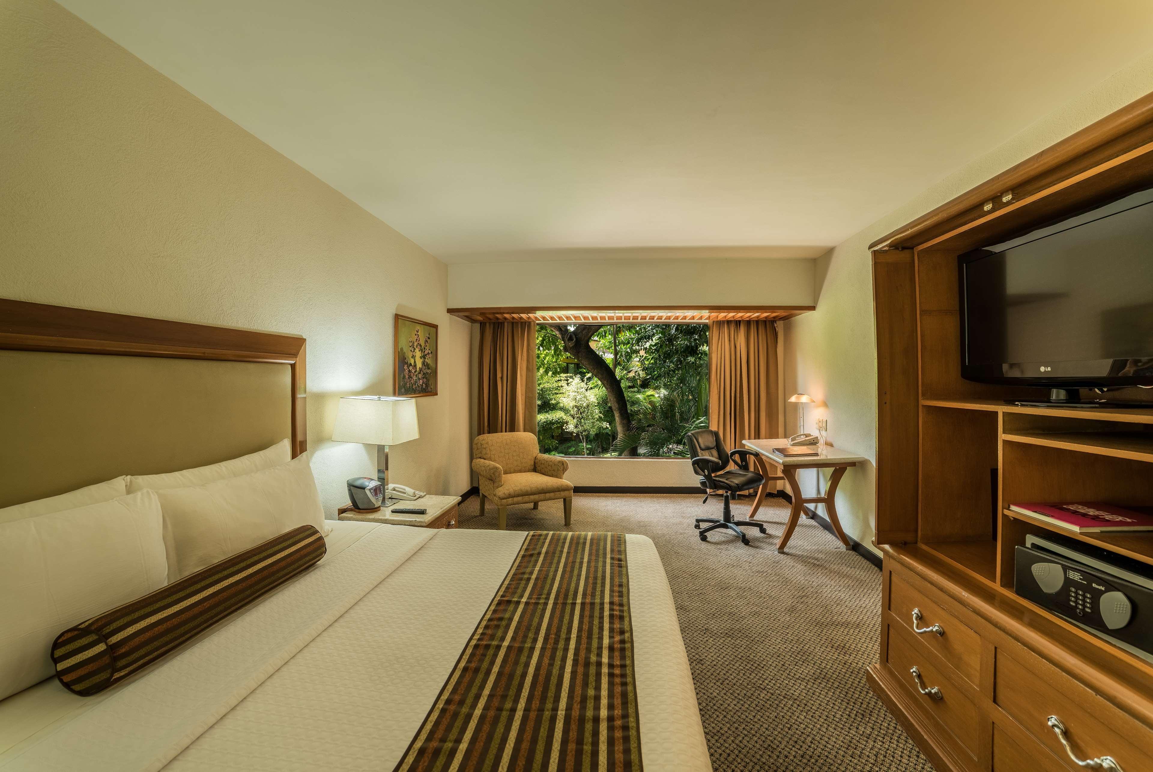 Wyndham Garden Guadalajara Expo Plaza Del Sol 3*