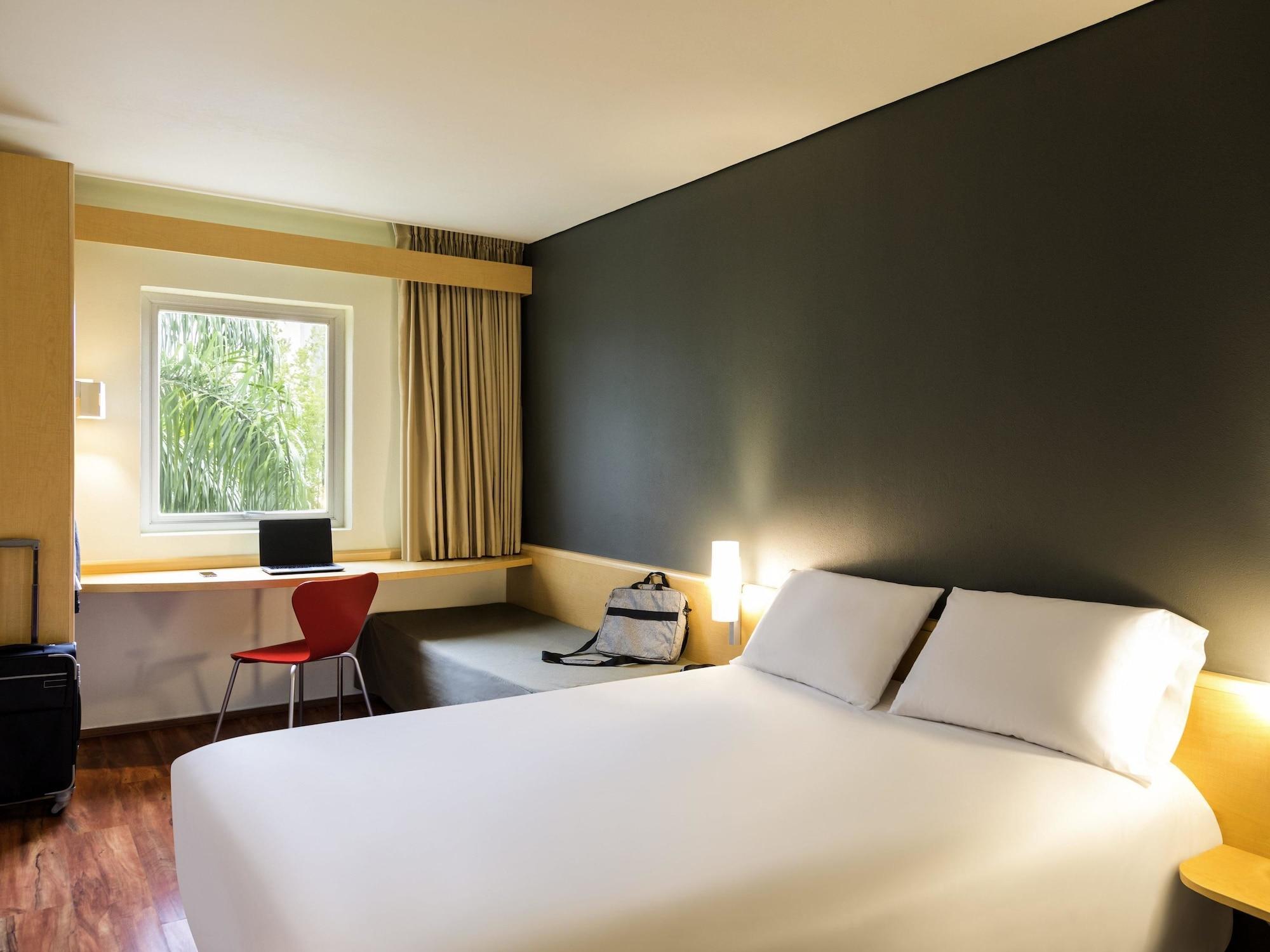 Ibis Monterrey Valle Hotel