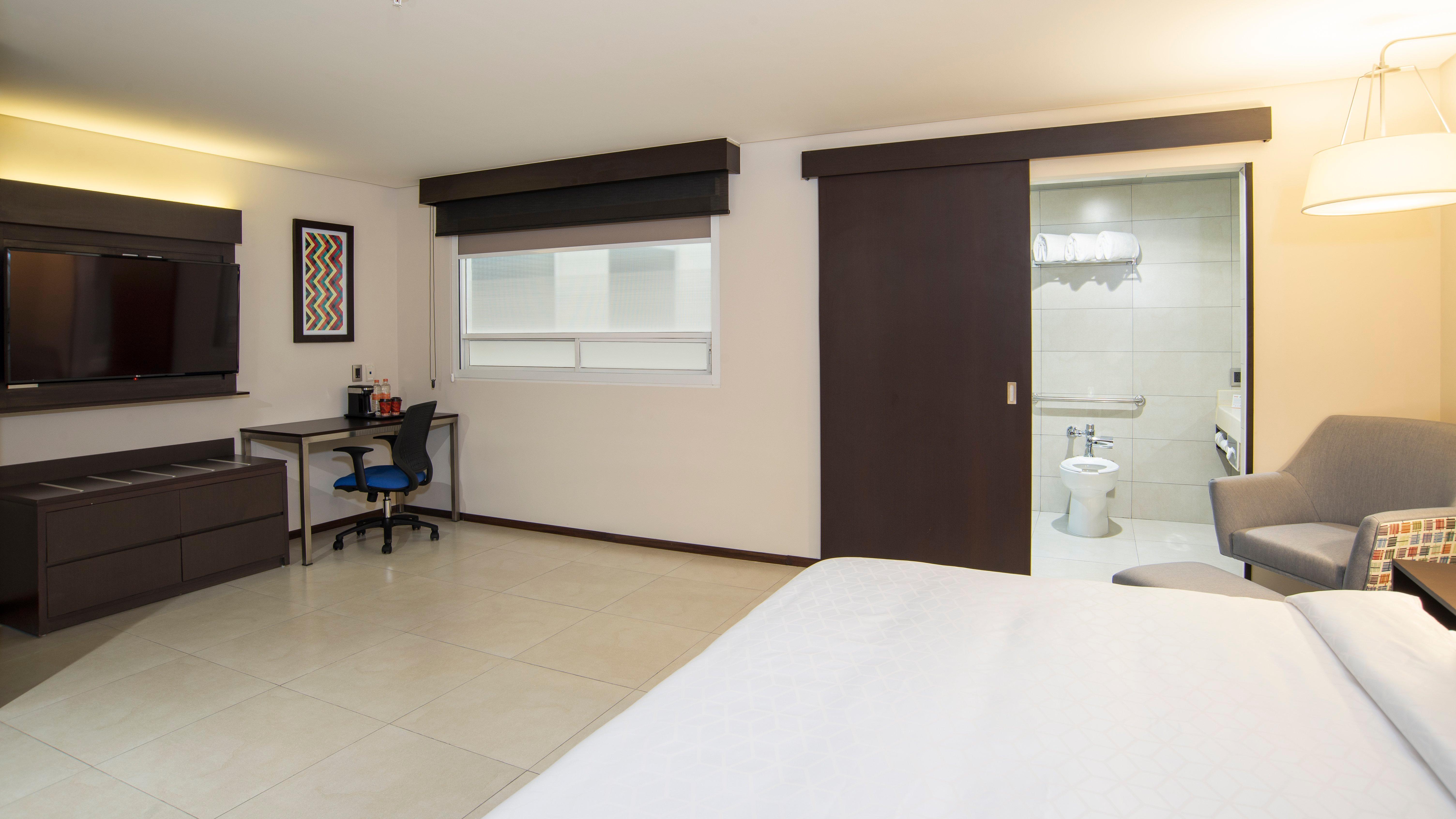 Hotel Express - Basilica By Ihg 4*