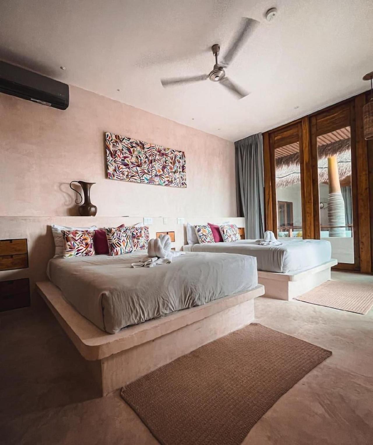 Hotel Casa Margot 3*