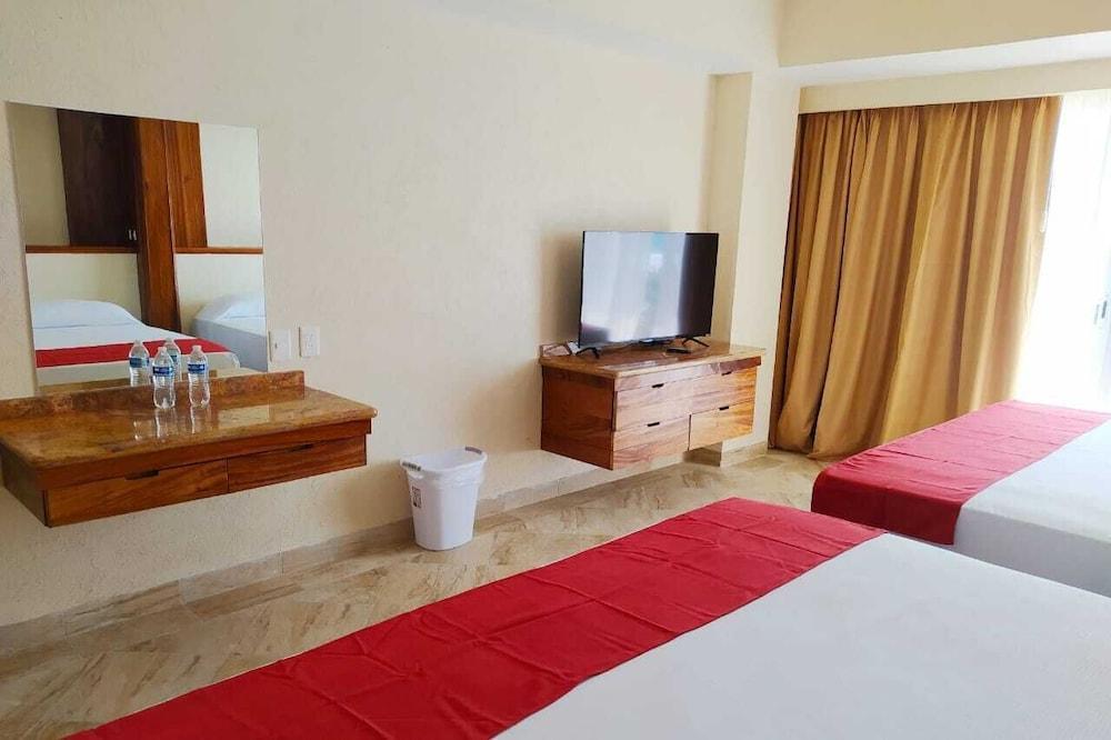Hotel Mishol Hotel & Beach Club 4*