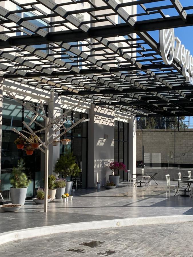 Zegen Desayuno Incluido Hotel