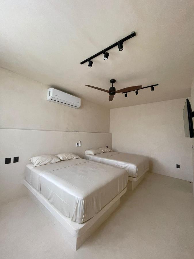 Casa Hood By The Sea Hotel *