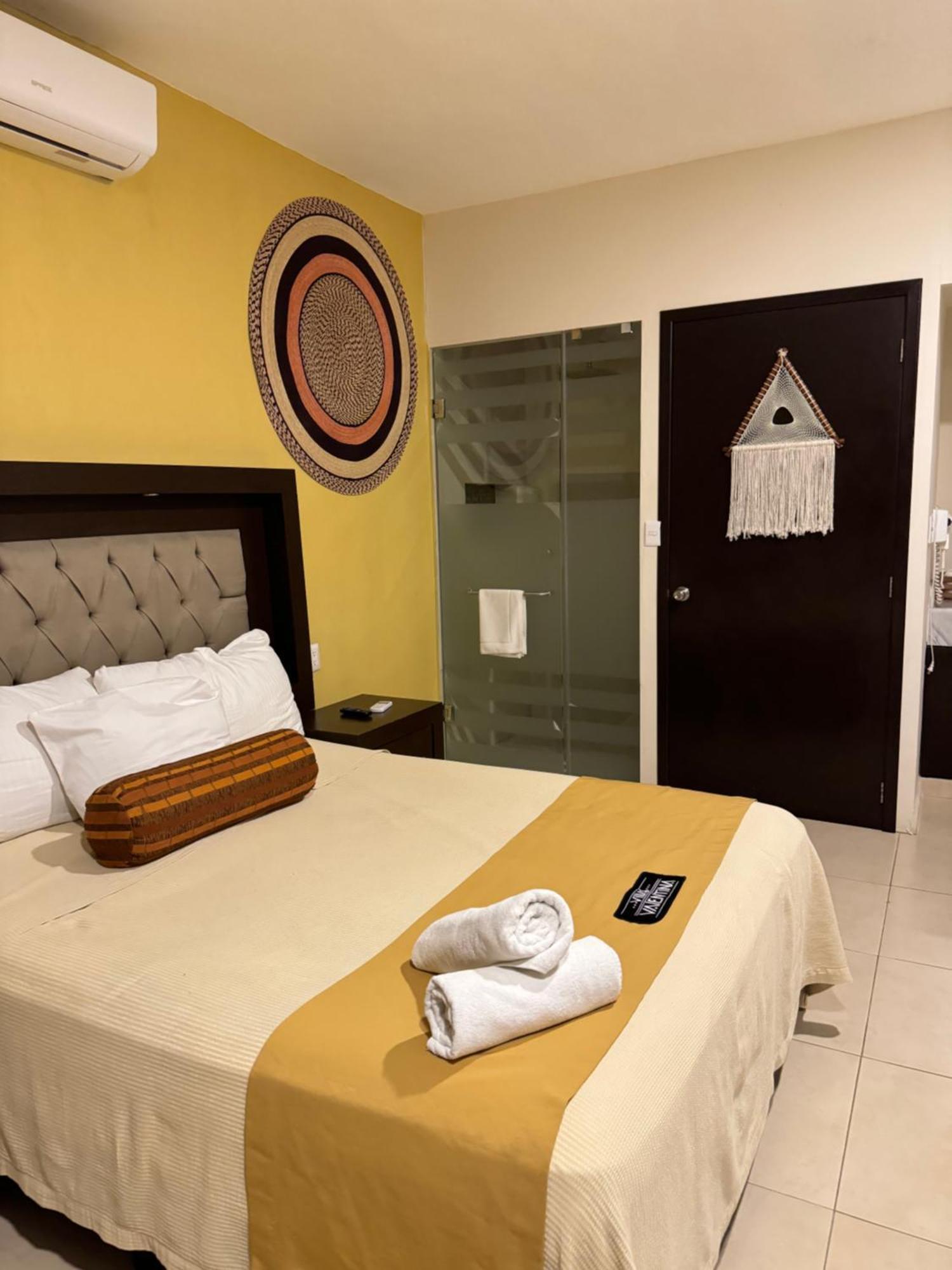 Valentina Hotel *