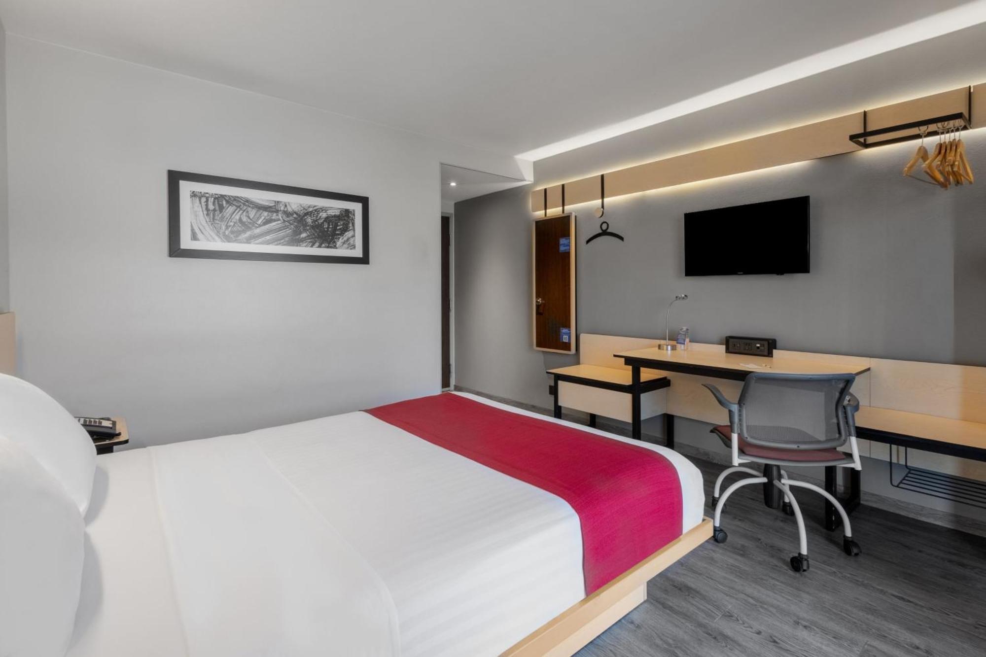 Express By Marriott Guadalajara Aeropuerto Hotel 3*