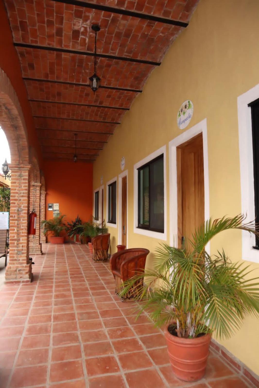 Boutique Sol Y Luna 4*