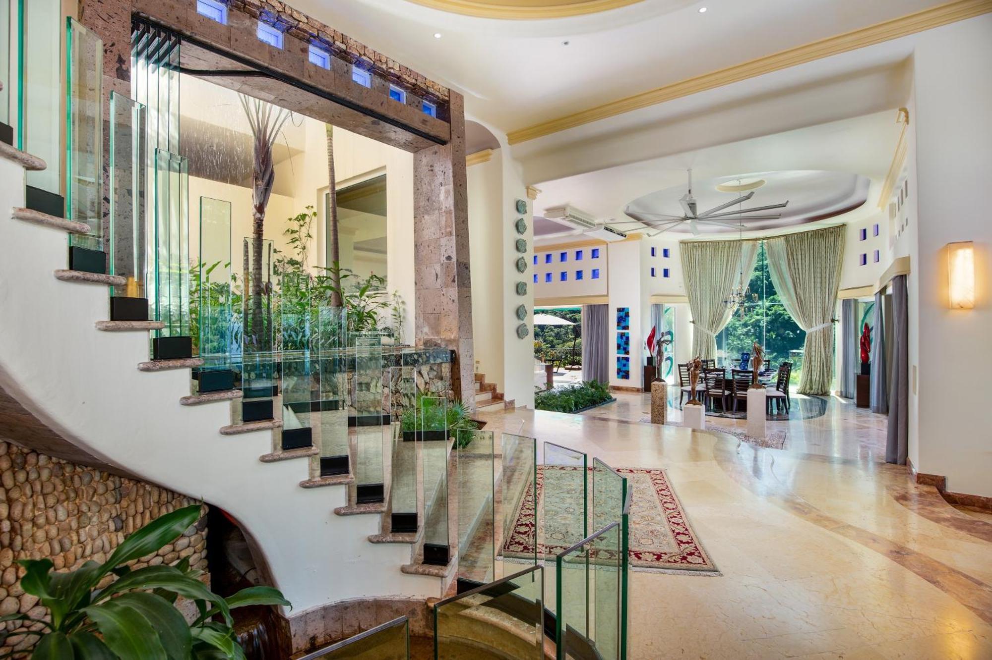 Boca De Tomatlan Ocean Frontage Boutique